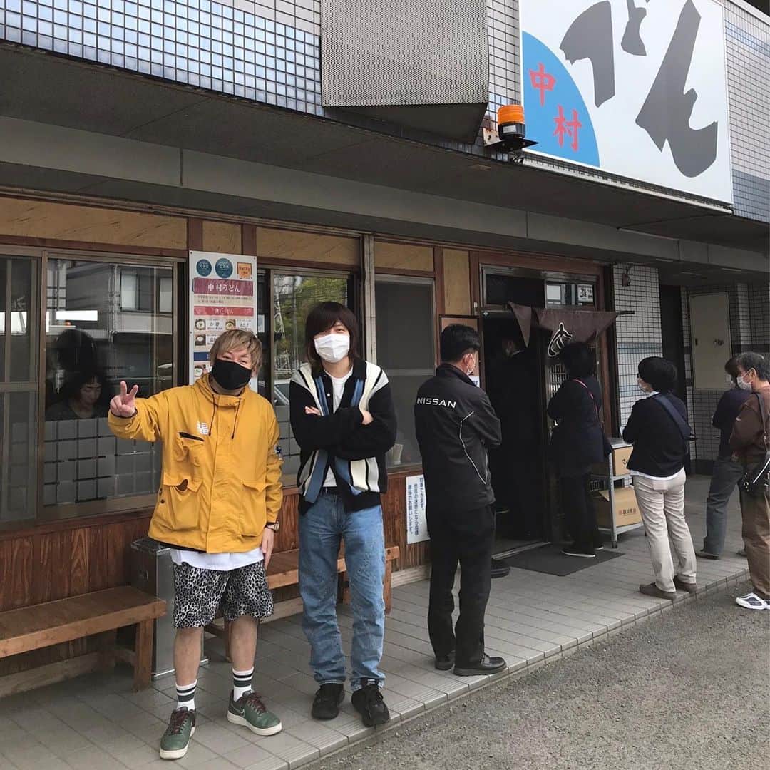 モリスさんのインスタグラム写真 - (モリスInstagram)「ソゴウ会トークライブで紹介されたソゴちゃんの故郷を巡る旅  #ソゴウ会 #ソゴウ旅 #キュウソネコカミ #清水音泉 #ヤクルトスワローズ #swallows  #ヤクルト #坊っちゃんスタジアム  #道後温泉 #新居浜 #ヒット焼き #讃岐うどん #うどん #もりソゴ」8月23日 19時33分 - surimooo