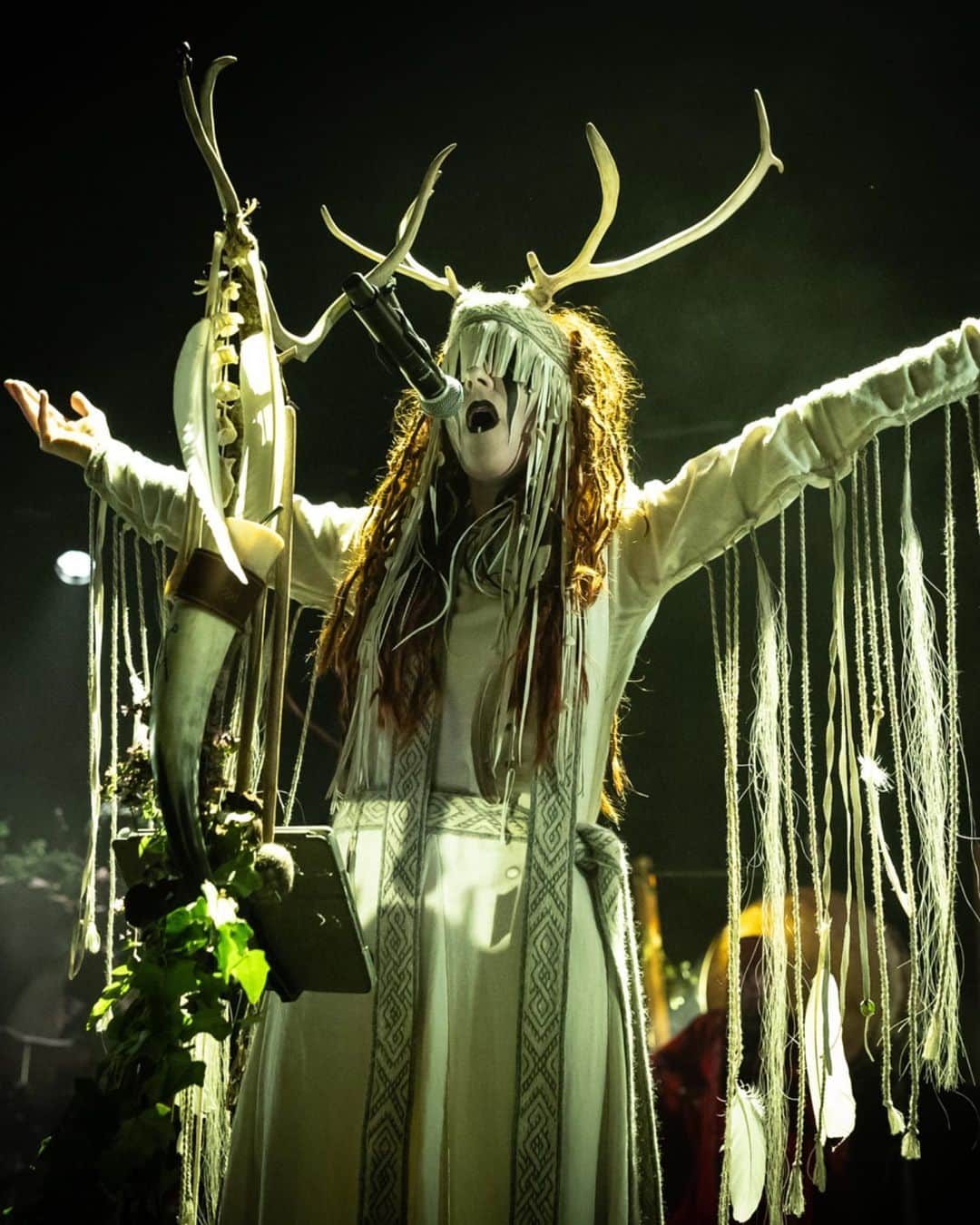 Kerrang!のインスタグラム：「Heilung, Converge, Devin Townsend and many more hit Fernhill Farm for four days of artistic celebration and musical madness at ArcTanGent – read the full review at the link in bio 🔗🤘🏼  ✍️: @jingle1991 @samlaw1000  📸: @carlbattamsphoto @del_photos @jonathandadds @snaprockandpop」