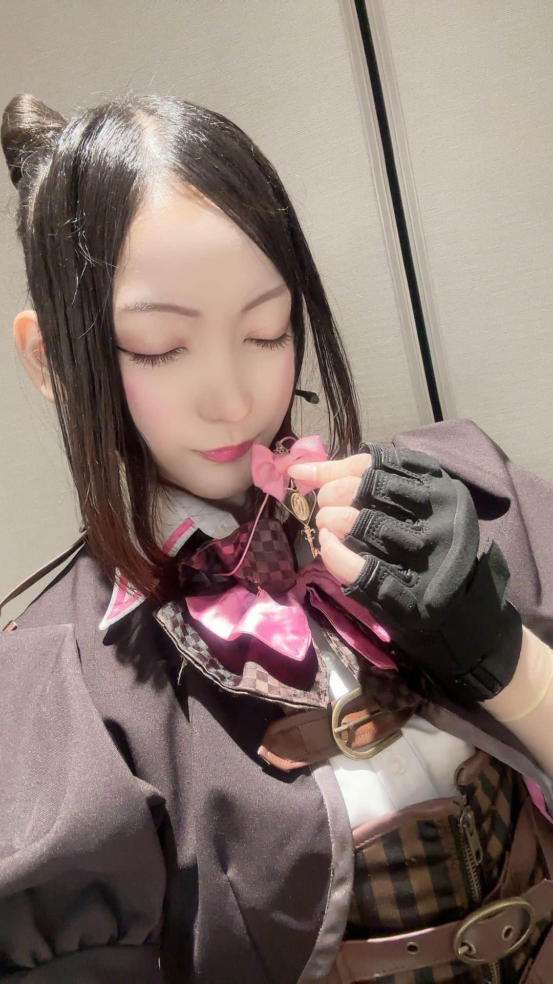 西本りみのインスタグラム：「途中で切れちゃったので続きです笑」