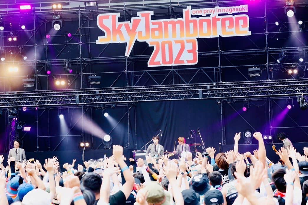 THE BAWDIESさんのインスタグラム写真 - (THE BAWDIESInstagram)「「Sky Jamboree 2023 ～one pray in nagasaki～｣  #thebawdies #bawdies #SkyJamboree」8月23日 20時01分 - thebawdies