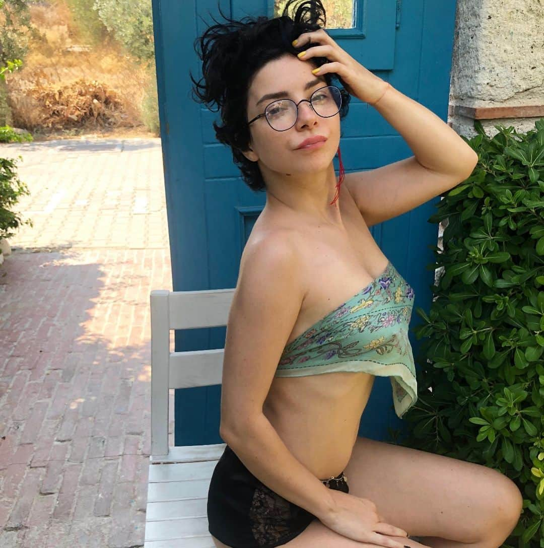 Merve Boluğurのインスタグラム