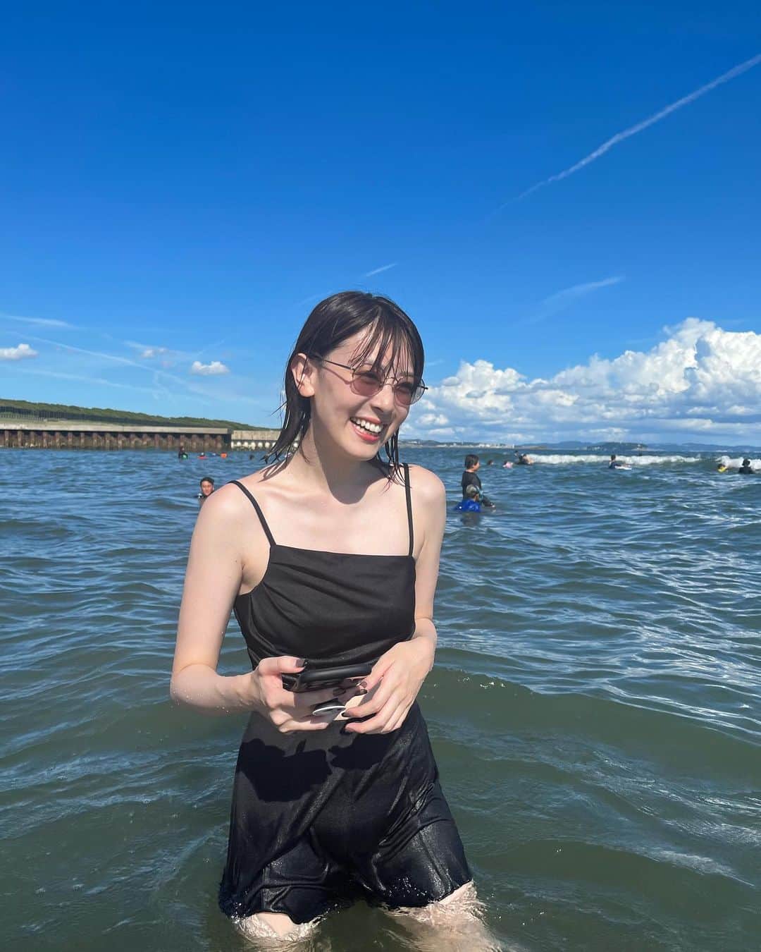 水上京香さんのインスタグラム写真 - (水上京香Instagram)「⁡ 水着を着て海なんて、何年ぶりかな…💭☀️🌊」8月23日 20時06分 - kyokaminakami_official
