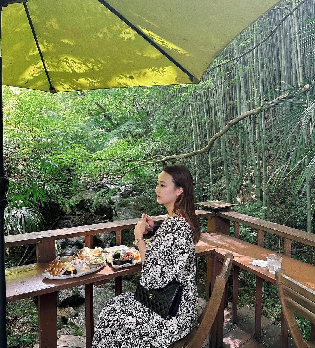 ena..*加藤 恵梨奈さんのインスタグラム写真 - (ena..*加藤 恵梨奈Instagram)「⁡ ⁡ ⁡ ⁡ サロモ時代から仲良くしてくれてる @hazu.032 ちゃん❤️ 7〜8年ぶりに会って 話したい事いーぱい話して 楽しかったなぁ✨ 今度は名古屋でカフェ巡りしようね！！  ⁡ 📍花菜 大阪府和泉市春木川町97-1 ☎️ 0725-54-3088 ⏰ Morning: 9:30-10:30 　　Lunch: 11:00-14:00 　　Cafe: 14:00-平日17:00(土日祝18:00) 📅定休日　月曜日 🚗有り ⁡ ⁡ ⁡ #大阪 #和泉市 #大阪ランチ #和泉市ランチ #花菜 #和食　#栄養バランス #南大阪ランチ #大阪カフェ #和泉市カフェ #ランチ巡り #主婦 #子供のいる暮らし #三姉妹ママ #女の子ママ」8月23日 20時10分 - e_n_a_p_i