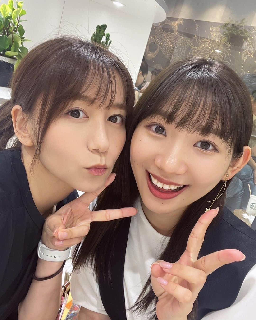 小林茉里奈のインスタグラム：「💜 るんさんと東京で会えた🤗🫶🏻 福岡では週1〜2くらい会ってたのに、今回は1時間くらいしかなかったのでものすごい勢いで近況報告しました🤣笑笑」