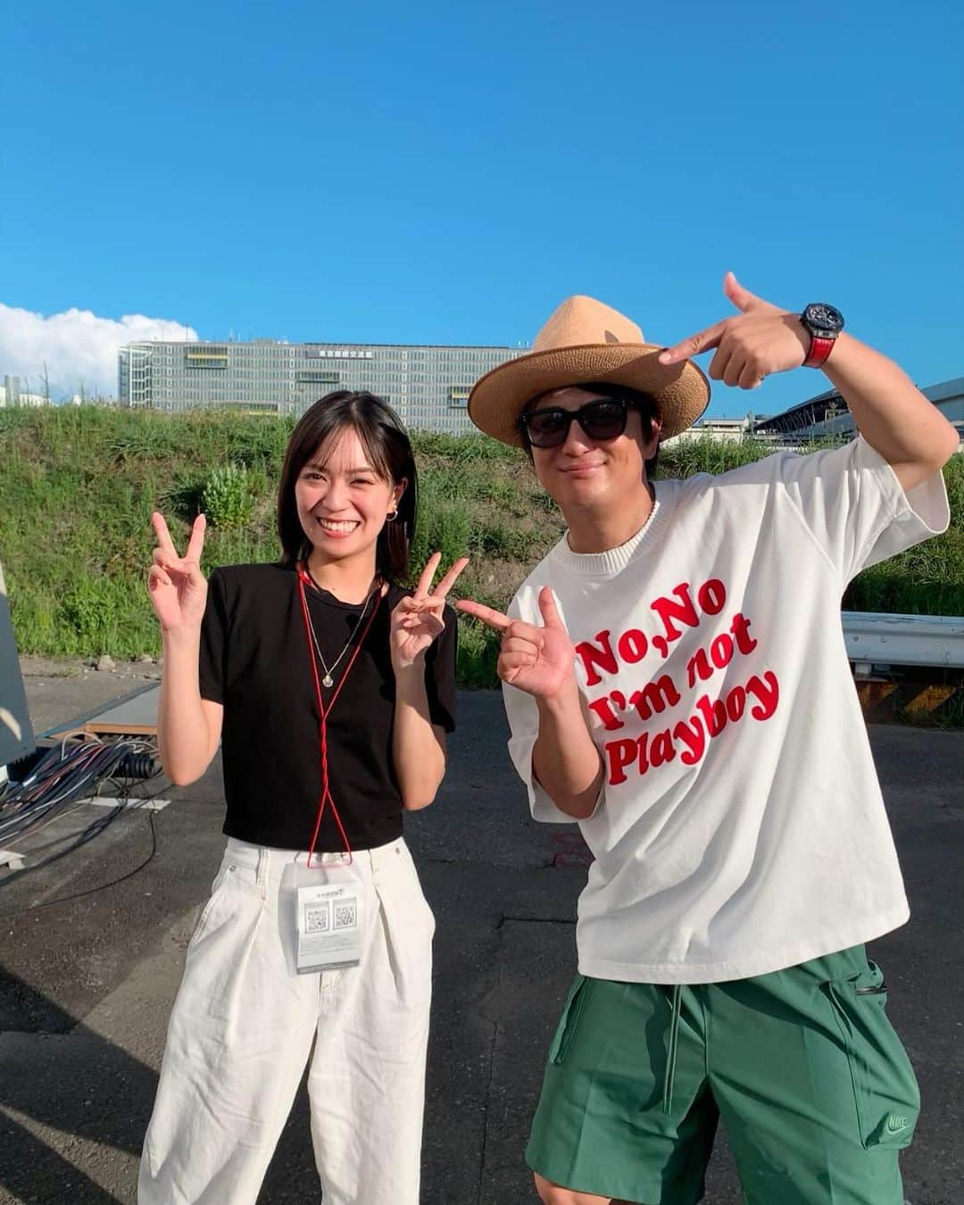 山田佳奈実さんのインスタグラム写真 - (山田佳奈実Instagram)「. 事務所の先輩 上地雄輔さんのライブへ行ってきました🌻  楽しかった…！！ 小さい頃から歌っていた大好きな曲もあって、汗だくになりながら盛り上がっちゃいました。  何より大好きなひまわりが溢れている会場、素敵だったな…🌻  終演後にお写真も撮ってくださいました✨  @usk_kmj  さん #上地雄輔  さん #遊助　さん #ジャパンミュージックエンターテインメント」8月23日 20時13分 - kanami_yamada