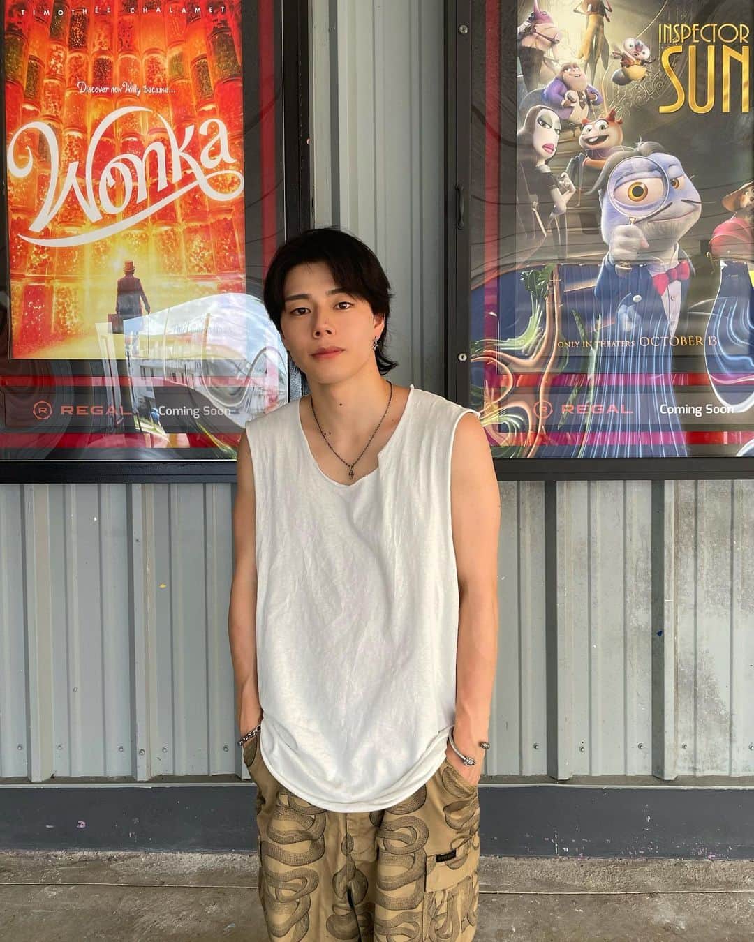 しょーきのインスタグラム：「海外の映画ポスター見て興奮しました🤩🎞️」