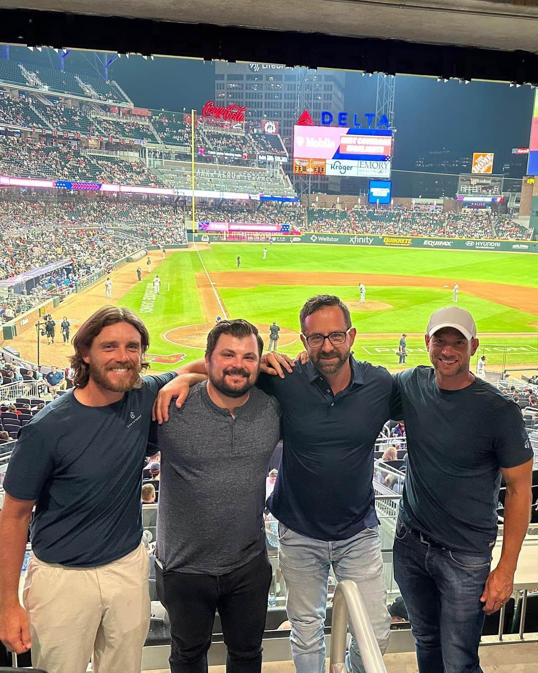 トミー・フリートウッドのインスタグラム：「Another week another baseball game @braves!! ⚾️」