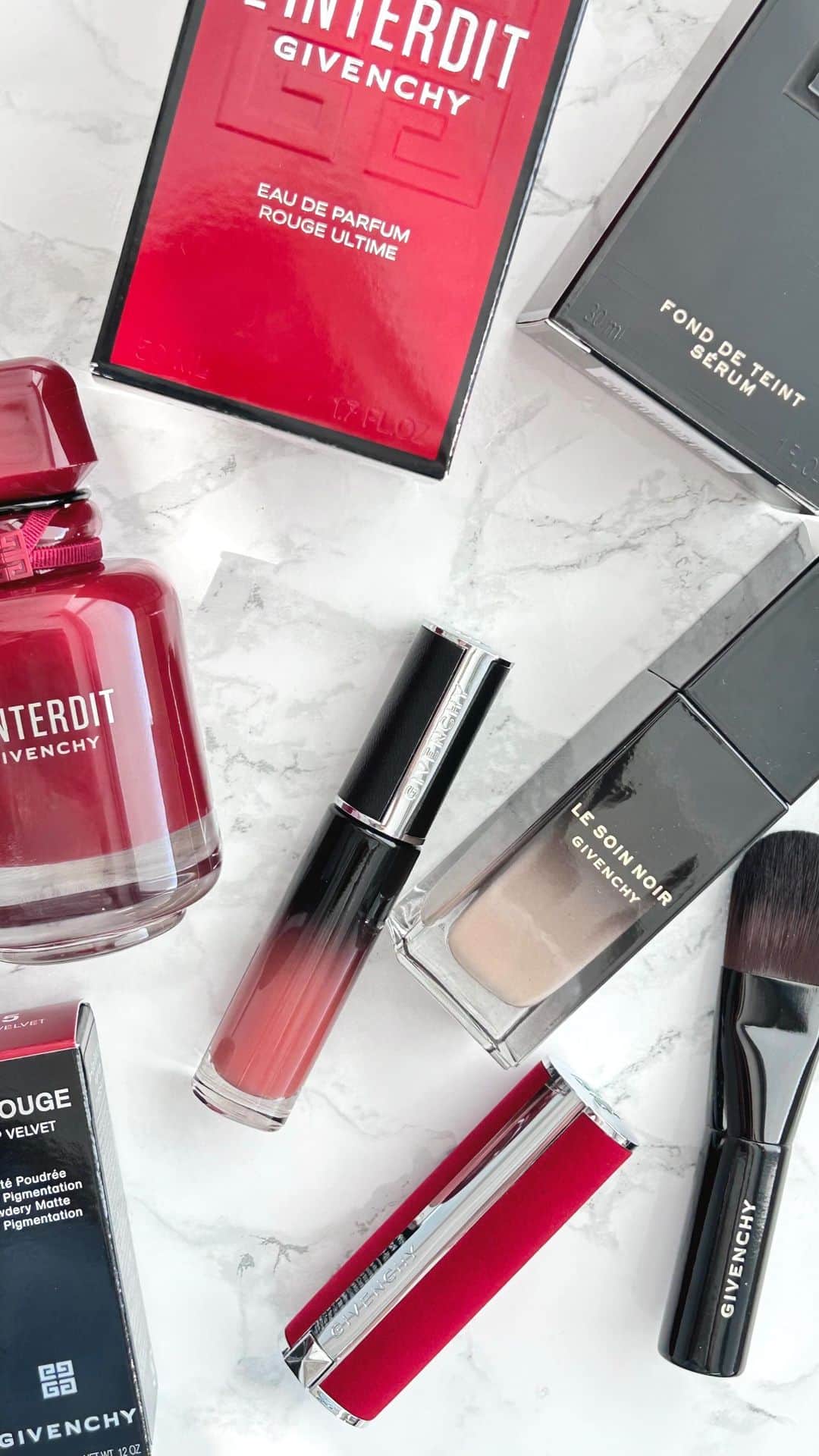 mimiTVのインスタグラム：「GIVENCHY9月新作✨  🐚ソワン ノワール セラム ファンデーション  💄ルージュ・アンテルディ・クリーム・ベルベット 15  💄ルージュ・ジバンシイ・ベルベット 15  🌹ランテルディ オーデパルファム ルージュ ウルティム」