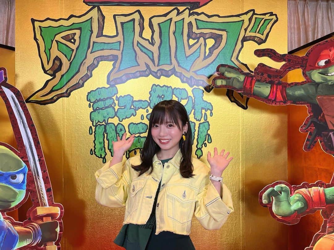 齊藤京子のインスタグラム：「本日は映画「ミュータント・タートルズ：ミュータント・パニック！」の日本語吹替版完成報告会見がありました☺︎ いよいよ公開日まであと一ヶ月！ 私は先日、皆さんより一足先に観させていただきましたが、本当に心温まる夢と笑いと感動が詰まった最高の作品でした。 映画を観終わった頃にはタートルズのことが大好きになりピザが食べたくなると思います🐢🍕 ぜひお楽しみにしていてください🎬  #ミュータントタートルズ」