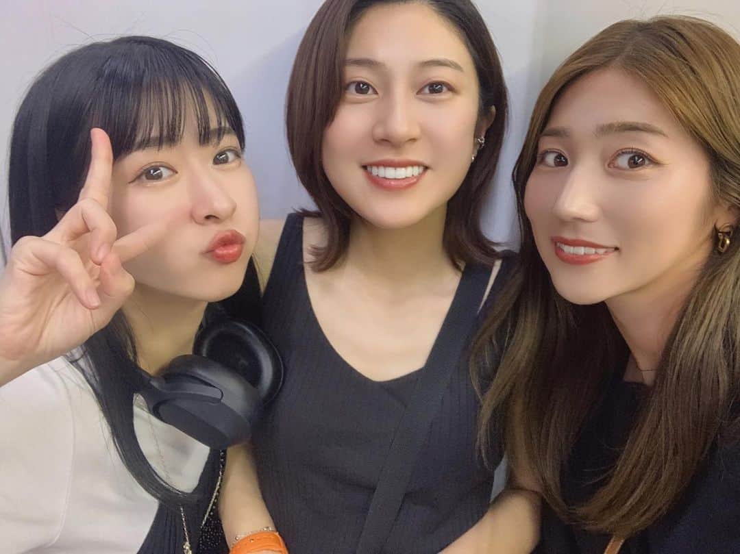 のインスタグラム：「. . 親友たちが誕生日を祝ってくれました🤍 ずっとだいすきなふたり。 なにがあっても味方でいたいふたりです。 . いつもありがとう👼🏻🪽 .  #高校からの仲なので  #うちら歳とったよね  #大人になったよねって  #そんなことばかり話してます  #これからもよろしくナ  #仲田歩夢  #WEリーグ  #大宮アルディージャ  #ardija  #大宮アルディージャVENTUS」
