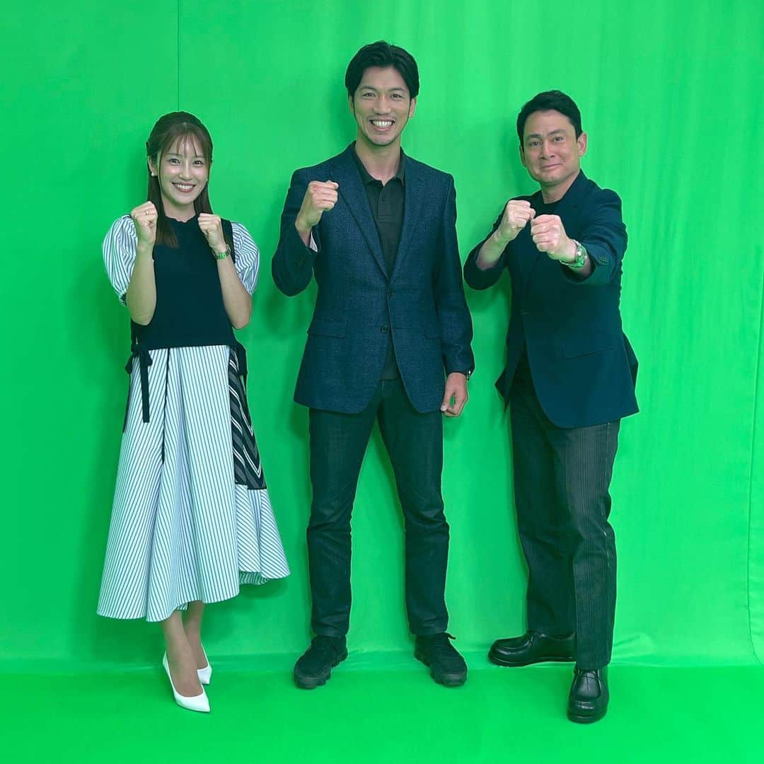 村田諒太のインスタグラム：「IT JAPAN2023にて25日15:55-16:25にアルピニスト野口健さんとの対談の様子が配信となります！ 2枚目の写真は、対談後も話が止まらなかった様子です！ 他にも沢山講演や対談がありますので是非ご覧ください！  https://events.nikkeibp.co.jp/event/2023/nxt2023itj/  〜広報事務局より〜」