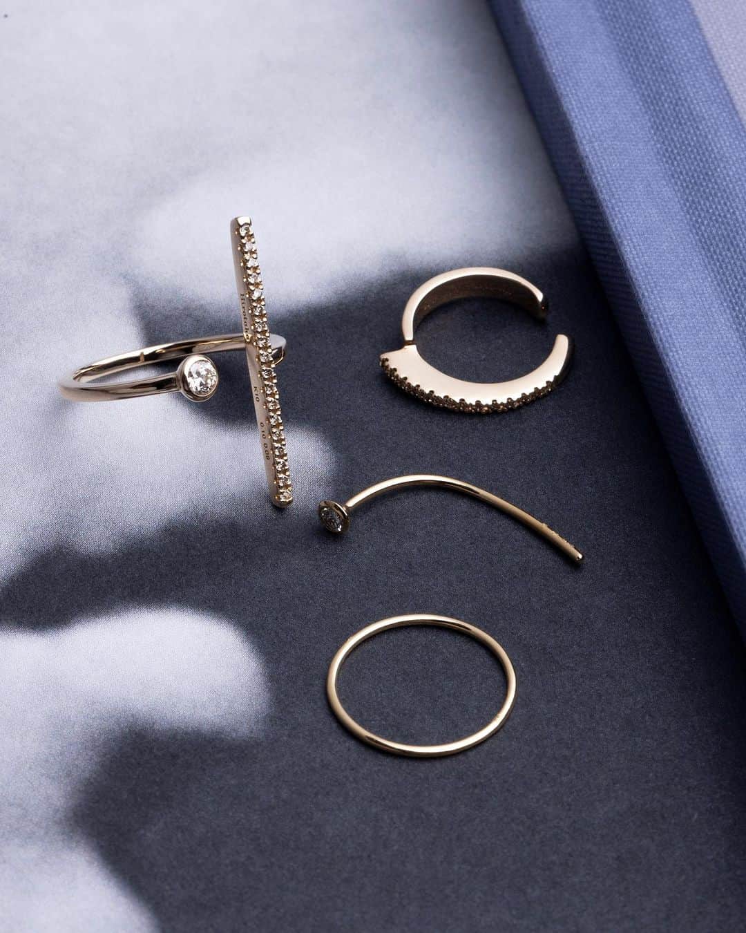 Hirotaka Jewelryのインスタグラム：「DAILY TREASURES #hirotakajewelry #finejewelry」