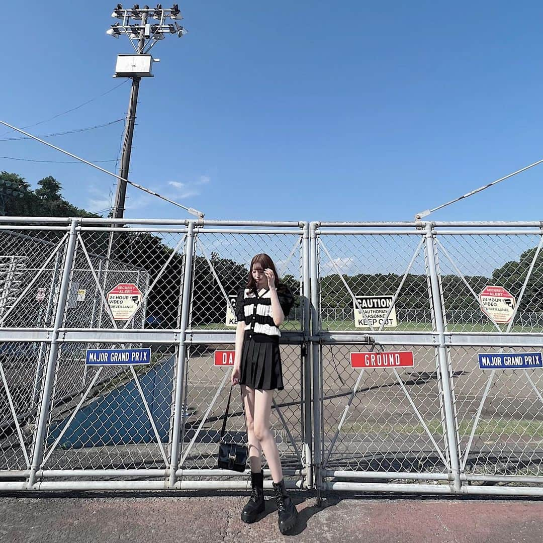 airinkoのインスタグラム：「오늘은 날씨가 좋아요 【☀】  #大慶園 #ootd #ファッションモデル #撮影 #モデル撮影  #高身長コーデ #韓国コーデ #いいね返し̈ #いいね大歓迎  #셀카 #오오티디 #패션 #모델 #패션 #좋아요 #좋아요환영」