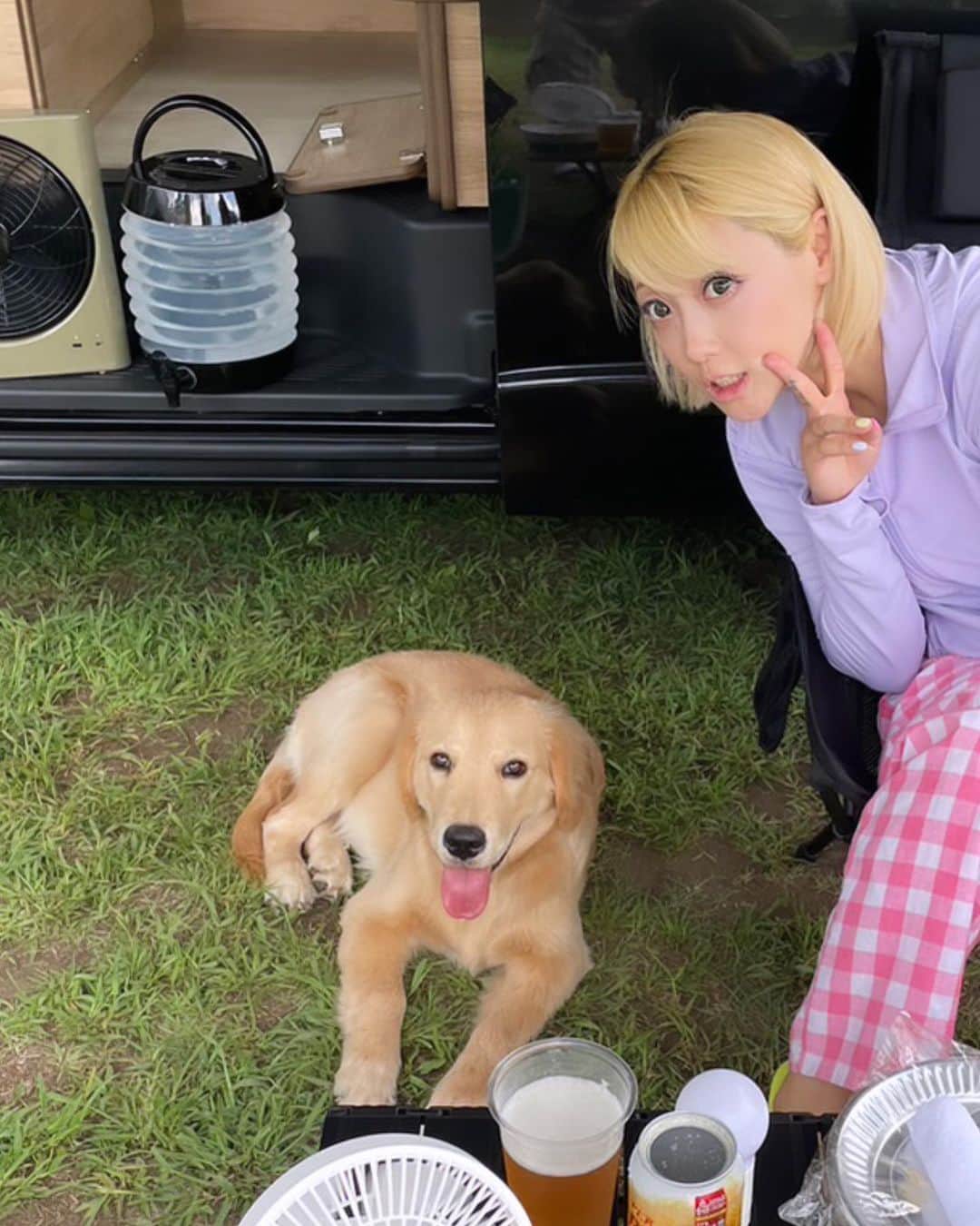 Re：NOのインスタグラム：「Family Week...♡  ばぁちゃんも👵🏻 かぁちゃんも👩🏻‍🦰 とぉちゃんも👨🏽‍🦱 まきちゃ(いとこ)も👩🏻  二階堂家とりあえずみんな元気でしたw  👵🏻👩🏻‍🦰👩🏻が2日間うちに泊まりにきて川の字で寝たり  👨🏽‍🦱と🦮で初キャンプ行ったりしました🏕️  とにかく笑って生きていてくれている。 当たり前のようで奇跡かもしれない日々を過ごせました。  みなさんはお元気ですか？ りのさんは毎日崖っぷちを元気に生きております😌🙏🏻  #みんなメロと初対面 #二階堂家 #パパが自由人過ぎる #ママは本当騒がしい #ばぁちゃんマイペース #まきちゃ◯◯デビュー #メロ初キャンプ #りのさん腰痛い」