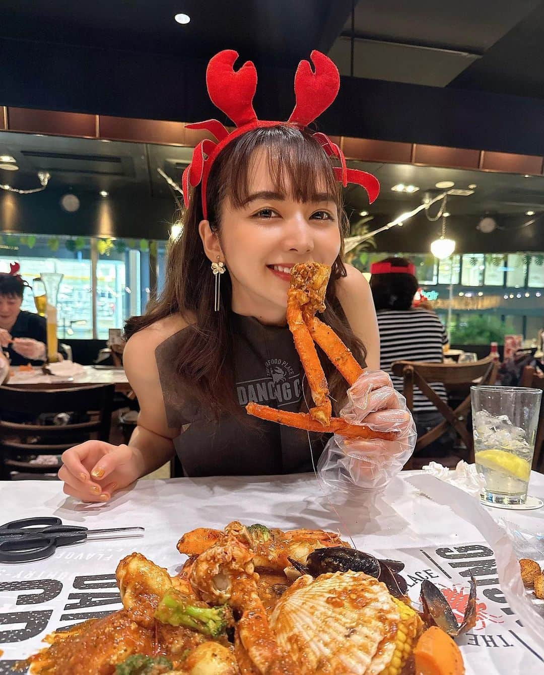 瀬野ユリエのインスタグラム：「初ダンシングクラブ🦀 ずっとダンシングカニクラブと思っていた。笑 美味しかったー💕 #ダンシングクラブ東京」