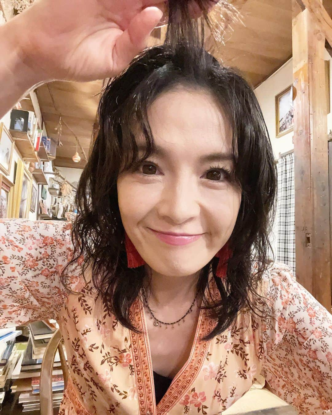 たなかえりのインスタグラム：「たなかさんとこ、ご視聴ありがとうございました🌻 ウザバング無理！」