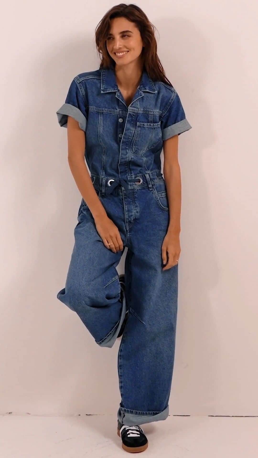 freepeopleのインスタグラム：「Meet the We The Free Edison Wide-Leg Coverall. Link in bio to shop this closet staple.」