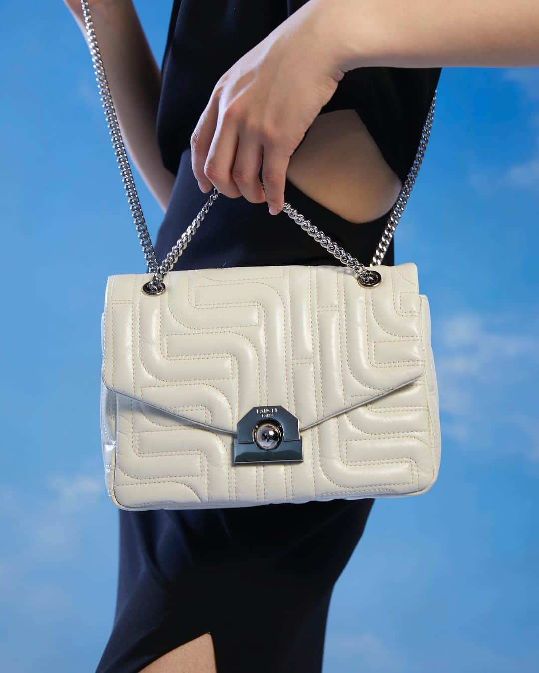 ランセルのインスタグラム：「Unleash your inner rockstar with Midi-Minuit – from powerful personalities to iconic details, we've got it all.  #LancelParis #FW23 #MidiMinuitbyLancel #LancelTwist」
