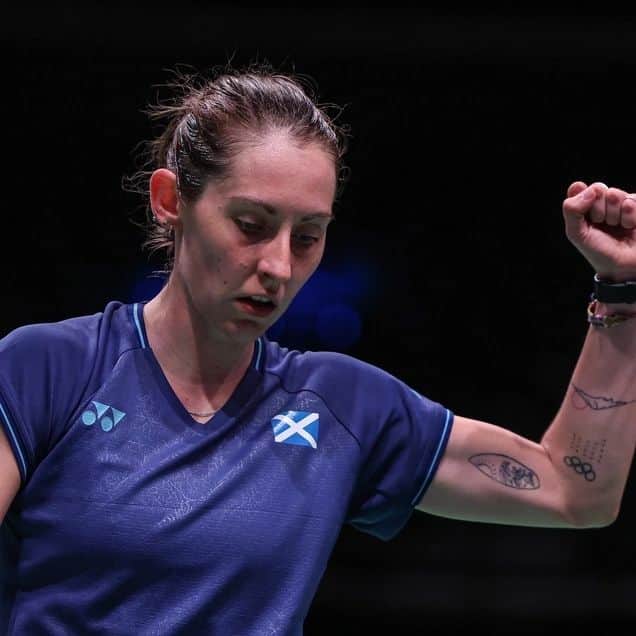 カースティ・ギルモアのインスタグラム：「From dicey starts to some of my best. My WC ended in R2. Disappointed with the outcome but excited about where I'm going✨️ I'm improving tiny things every day and I can't wait for another chance to bring it all together. Listen out for me in the commentary box over the next couple of days 👂🙋🏻‍♀️  📷 @badmintonphoto_official @yonex_uk @yonex_badminton」