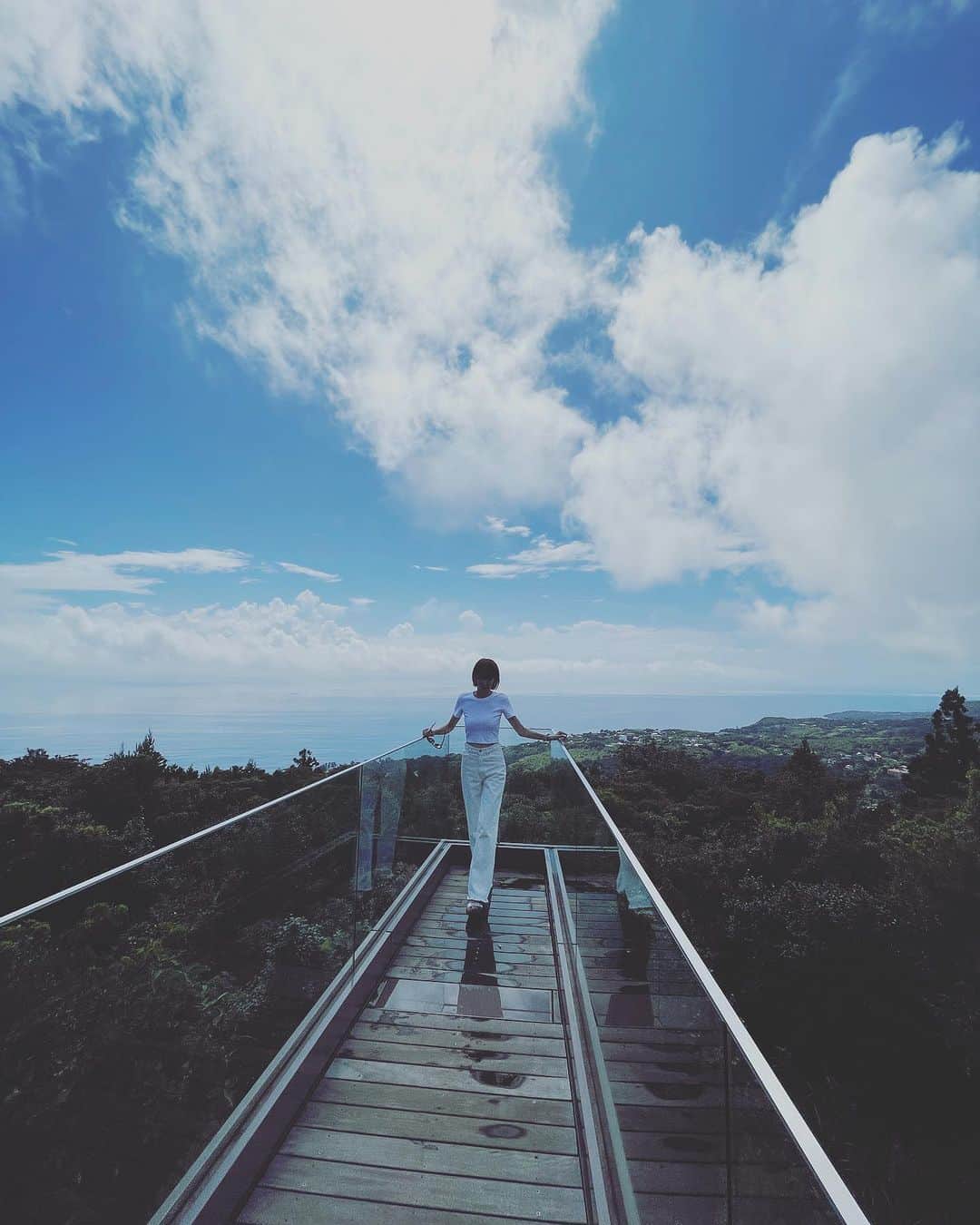 大河内奈々子さんのインスタグラム写真 - (大河内奈々子Instagram)「. . 深呼吸。  朝の空気が気持ちいい😌  #大河内奈々子 #nanakoohkouchi #deepbreath」8月24日 11時03分 - nanakoohkouchi