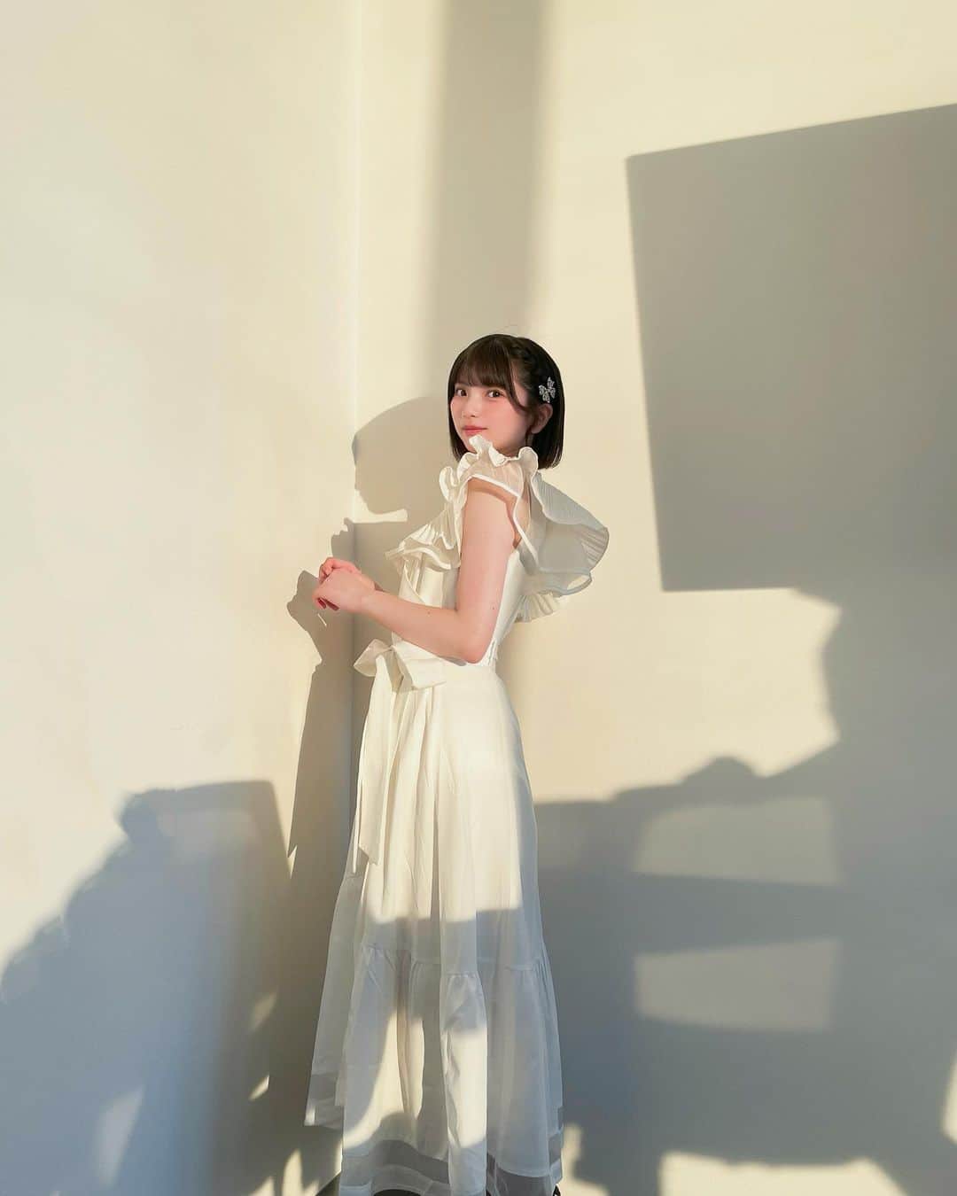 姫野ひなのさんのインスタグラム写真 - (姫野ひなのInstagram)「おはのん〜♡新しいお洋服、真っ白で天使さんみたいなの~ 汚さないか心配👼🏻💨」8月24日 11時19分 - pi._.y