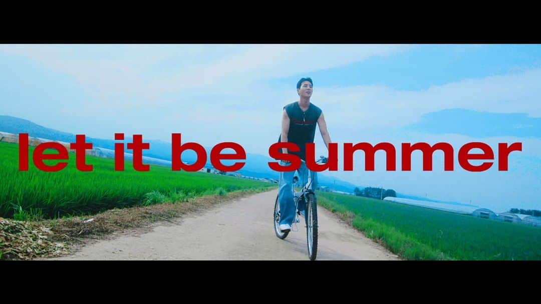 JYPエンターテインメントのインスタグラム：「ㅤ Young K "let it be summer"  M/V Teaser  Pre-Release Single ⛱️ 2023.08.25 6PM (KST)  ALBUM RELEASE 🔽 2023.09.04 6PM (KST) 🎼 TITLE "이것밖에는 없다"  #DAY6 #데이식스 #YoungK #Letters_with_notes #let_it_be_summer #JYP  @from_youngk」