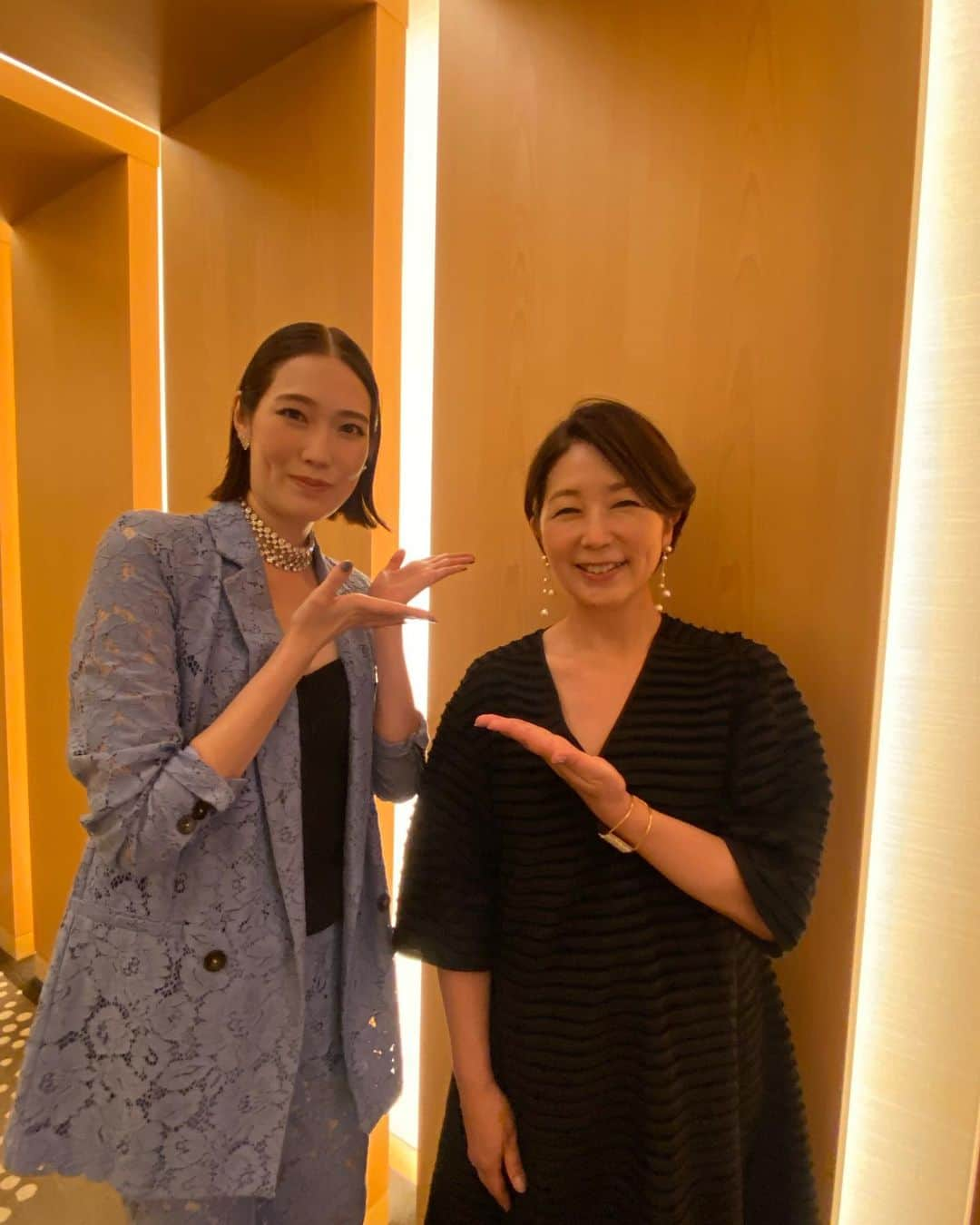 中井美穂さんのインスタグラム写真 - (中井美穂Instagram)「今回のトーク＆ライブも司会は中井美穂さんにお願い致しました✨いつも暴走してしまう私のトークを完璧にまとめて下さるので安心して思いのままにお話出来ています☺️ 今回もご一緒出来て幸せでした♡  #中井美穂 さん 絶対の信頼、安心感🥹」8月24日 12時18分 - mihonakai2021