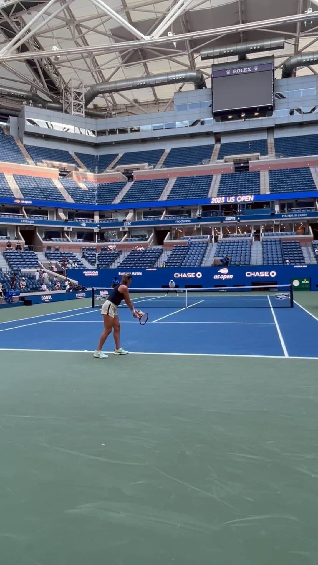 アナスタシア・パブリュチェンコワのインスタグラム：「@usopen prep week 😇  @carowozniacki」