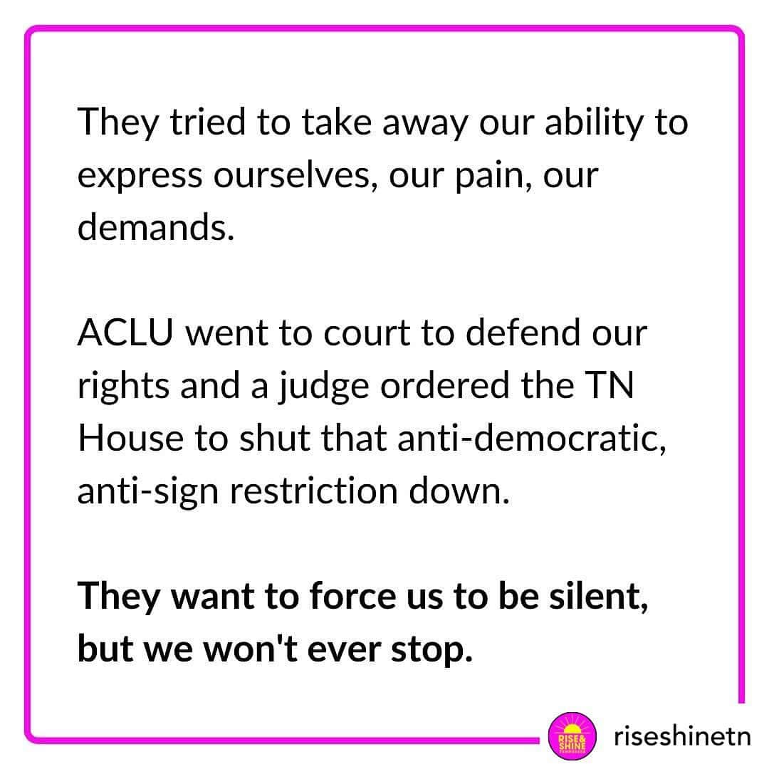 レイチェル・レフィブレさんのインスタグラム写真 - (レイチェル・レフィブレInstagram)「I’m so proud of the work my fearless sisters are doing. If we let democracy die here, the rot will only spread, please consider supporting our work. We are 100% volunteer hours and we will never stop. Third slide to donate. Every dollar helps us organize and continue to fight for the right of EVERY Tennessean to live a life of freedom, safety, dignity and joy. We also sell t-shirts 😉 Link at @riseshinetn」8月24日 3時49分 - rachellelefevre