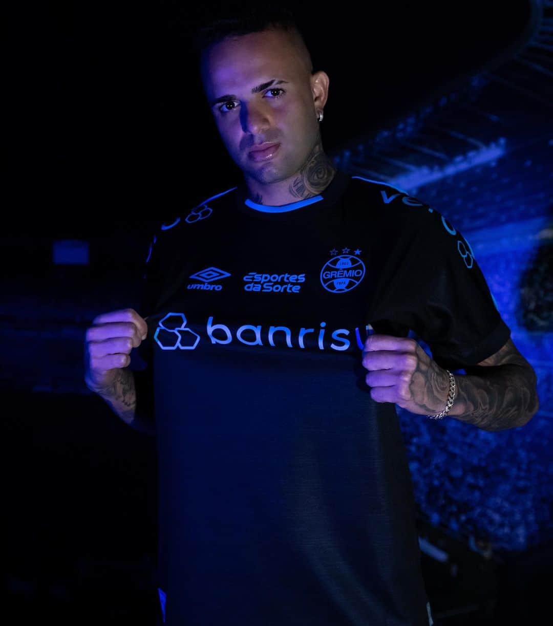 ルアン・ギリェルメ・デ・ジェズス・ヴィエイラのインスタグラム：「@gremio  📸 @lucasuebel」
