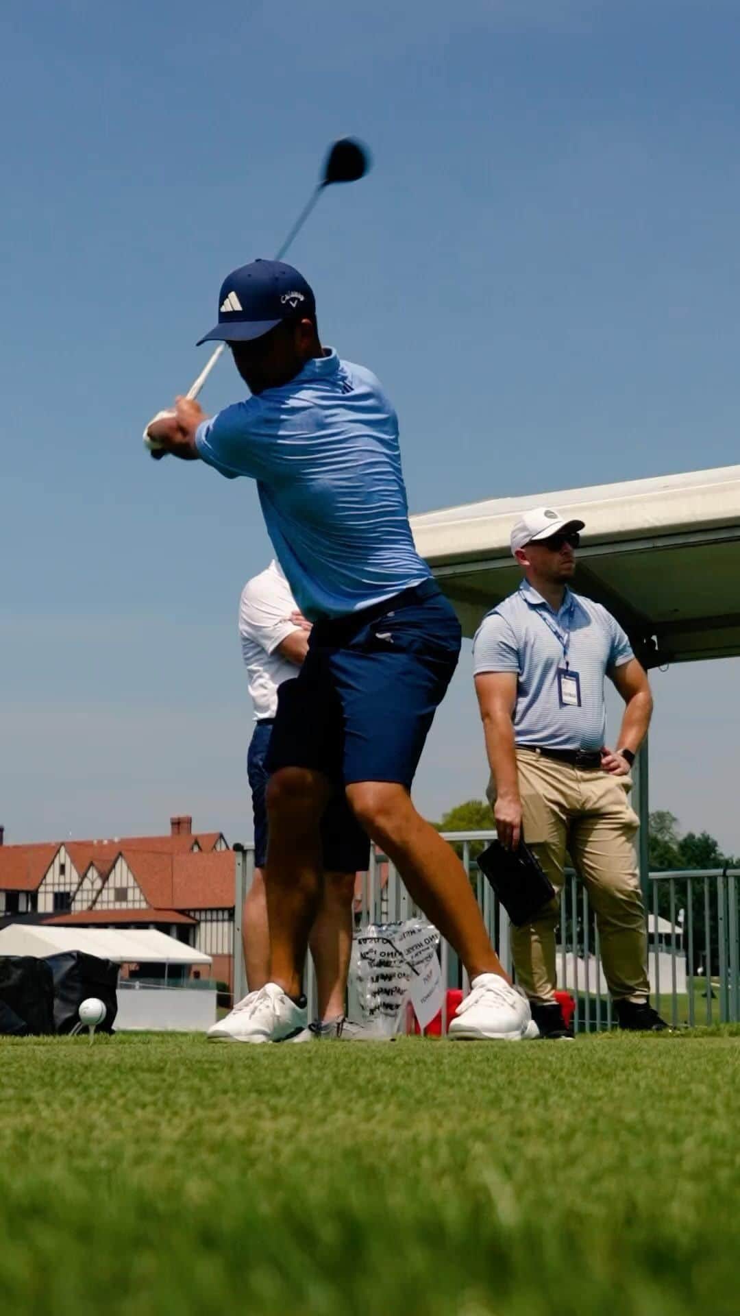 ザンダー・シャウフェレのインスタグラム：「Time to close out the season 👊🏽 @tourchampionship」