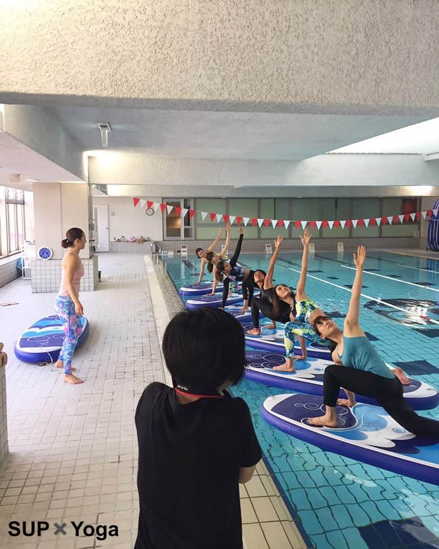 高松いくさんのインスタグラム写真 - (高松いくInstagram)「タネを植えていく日々  水を注いでいく日々  いつかお花が咲くタネだと信じて🌻  やらずに後悔するより、やって後悔するほうが スッキリするし  そもそも「やった」時点で何か得てる  それは直後じゃなく、 人の出逢いも、繋がりも、じわじわと後から実感する  まだまだ  #多動力   目指して  #justdoit」8月24日 6時59分 - iku_takamatsu_trip_sup_yoga