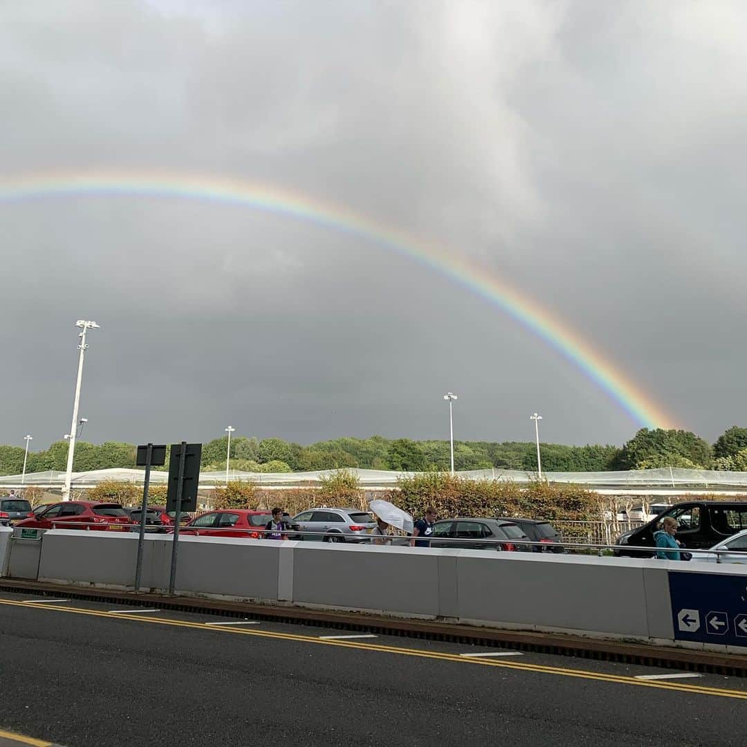 沖野修也のインスタグラム：「I saw the rainbow when I arrived at the airport after @weoutherefest」