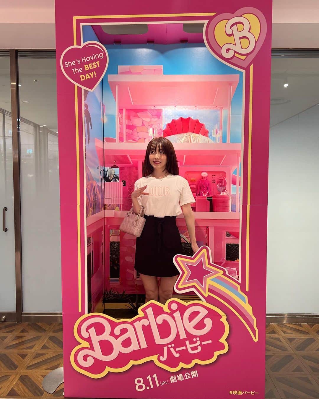 早川愛さんのインスタグラム写真 - (早川愛Instagram)「👱‍♀️🎀🩷  めぐBarbieはいかが🩷⁉️  ・ やっと今週末Barbie観れるー🎶  ・  #映画バービー #Barbie #バービー」8月24日 8時48分 - megumegu_1006