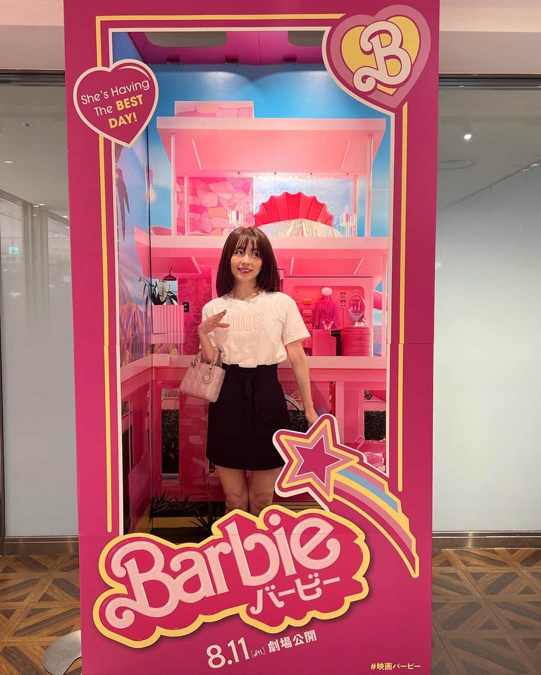 早川愛さんのインスタグラム写真 - (早川愛Instagram)「👱‍♀️🎀🩷  めぐBarbieはいかが🩷⁉️  ・ やっと今週末Barbie観れるー🎶  ・  #映画バービー #Barbie #バービー」8月24日 8時48分 - megumegu_1006