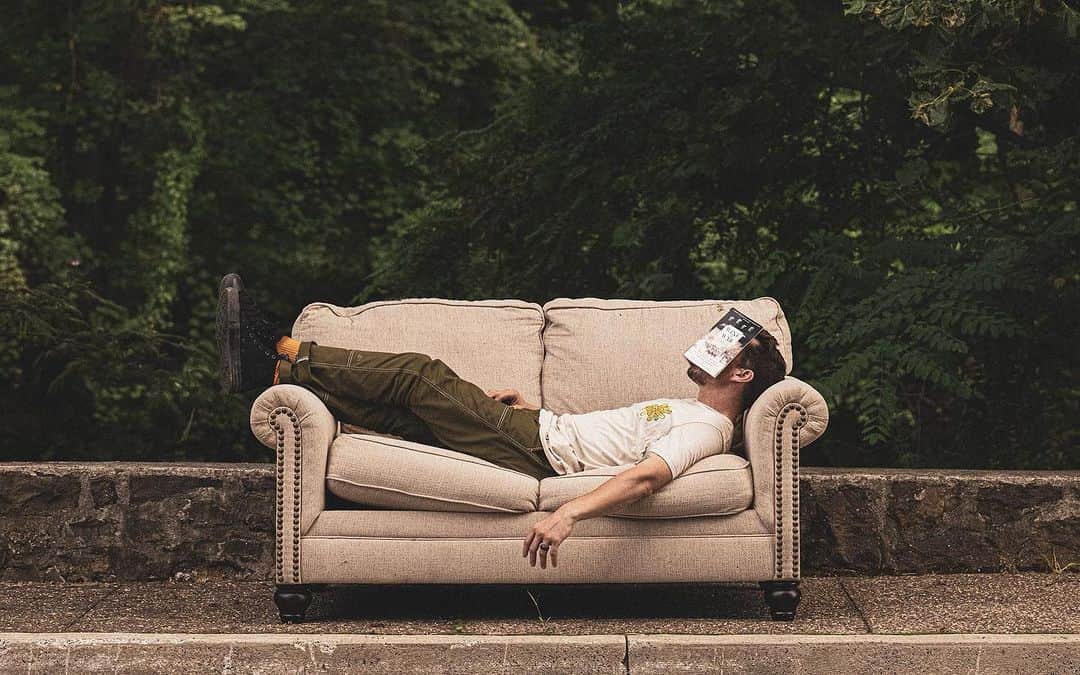 Poler Outdoor Stuffのインスタグラム：「Get comfortable, Fall is almost here! And new Fall products just landed! New offerings including softgoods, bags, and cozy stuff. Don’t forget to check out our classic carryover styles, including new colorways of our best selling product, the Napsack! Relax your body and exercise your mind.  Check out the new Fall 23 collection! #campvibes」