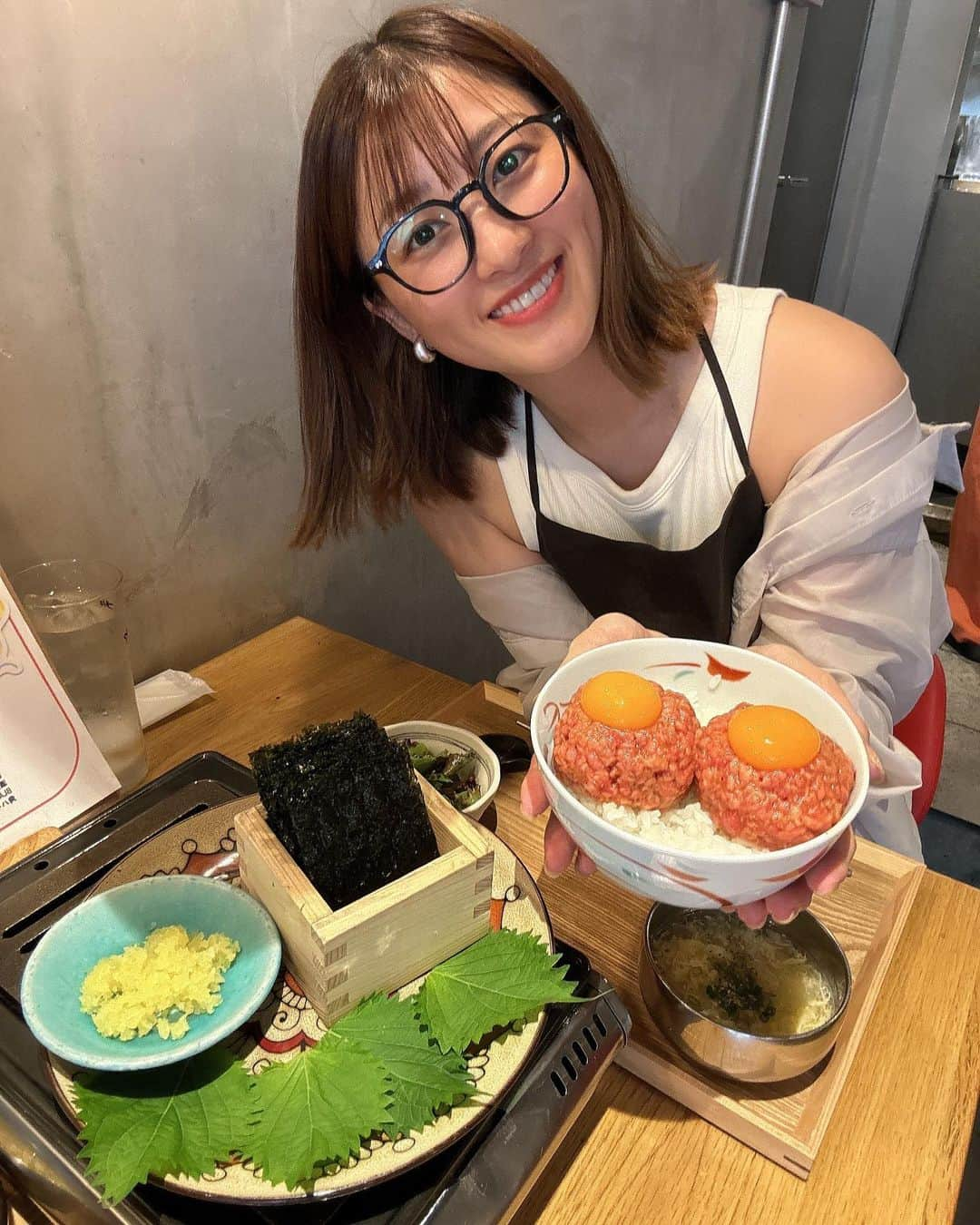 水野まいのインスタグラム：「ユッケが食べたくて、 恵比寿の　#ヒロキヤ恵比寿 に行ってきたよ🤭💓. . ダブルにしたけどペロッと平らげた🤤✨. . ユッケしか勝たん🤤. また食べたい🤤. . #恵比寿 #恵比寿グルメ #恵比寿ランチ #ヒロキヤ #ランチ #東京ランチ巡り」