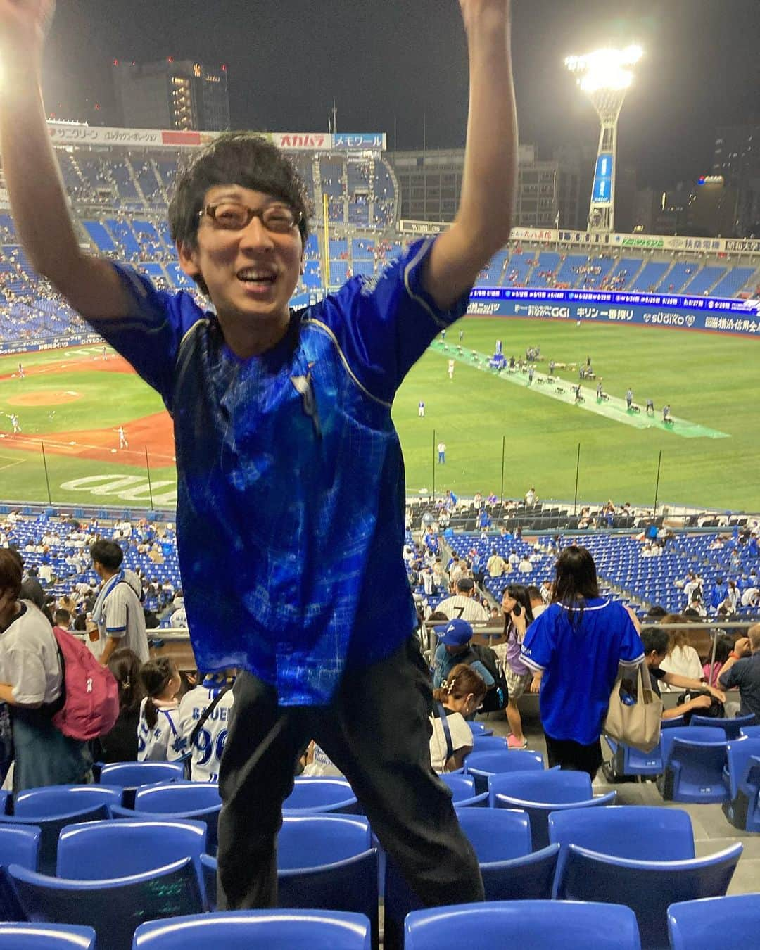 吉川正洋さんのインスタグラム写真 - (吉川正洋Instagram)「ベイスターズ3-1で勝ちました！  東投手ナイスピッチング11勝！祐大選手ナイスリード！ウェンデルケン投手無失点！森原投手8S！  大田選手タイムリー！ ソト選手2ラン！！  連敗ストップ！ 今日からまた流れが変わる！！  ＼横浜優勝／＼横浜頂戦／ 　＼ヨコハマサイコー／  #baystars #ハマの躍動感」8月24日 21時22分 - dhyoshikawa