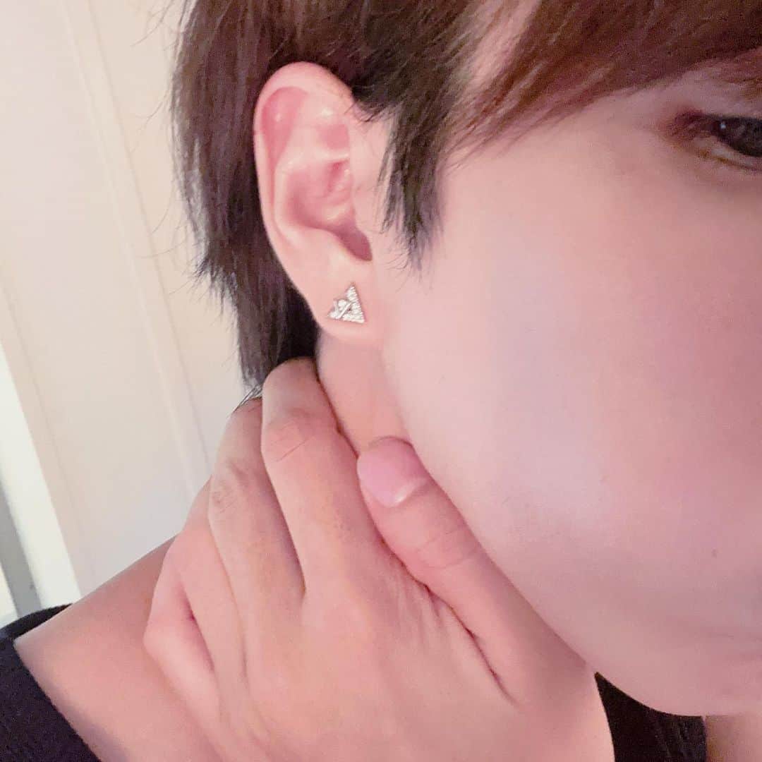 はじめしゃちょーさんのインスタグラム写真 - (はじめしゃちょーInstagram)「新しいピアス  #louisvuitton」8月24日 12時42分 - hajimesyachodesu