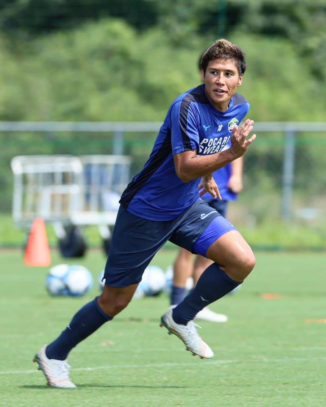 徳島ヴォルティスのインスタグラム：「08.24|Training photo📸  #徳島ヴォルティス #vortis #Jリーグ #football」