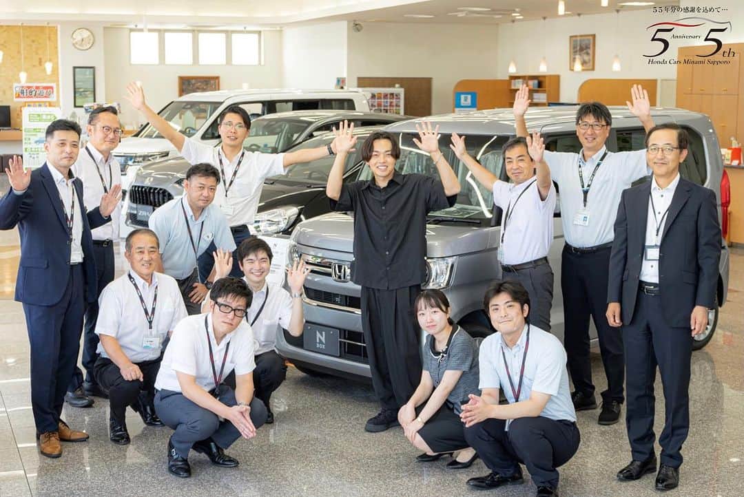 のインスタグラム：「「Honda Cars南札幌」 盛り上げていきますよぉ🚗🙌 「車で笑顔に」  #55周年アンバサダー #Honda #HondaCars南札幌 #ホンダ #ホンダカーズ南札幌 #ホンダカーズ南札幌55周年」
