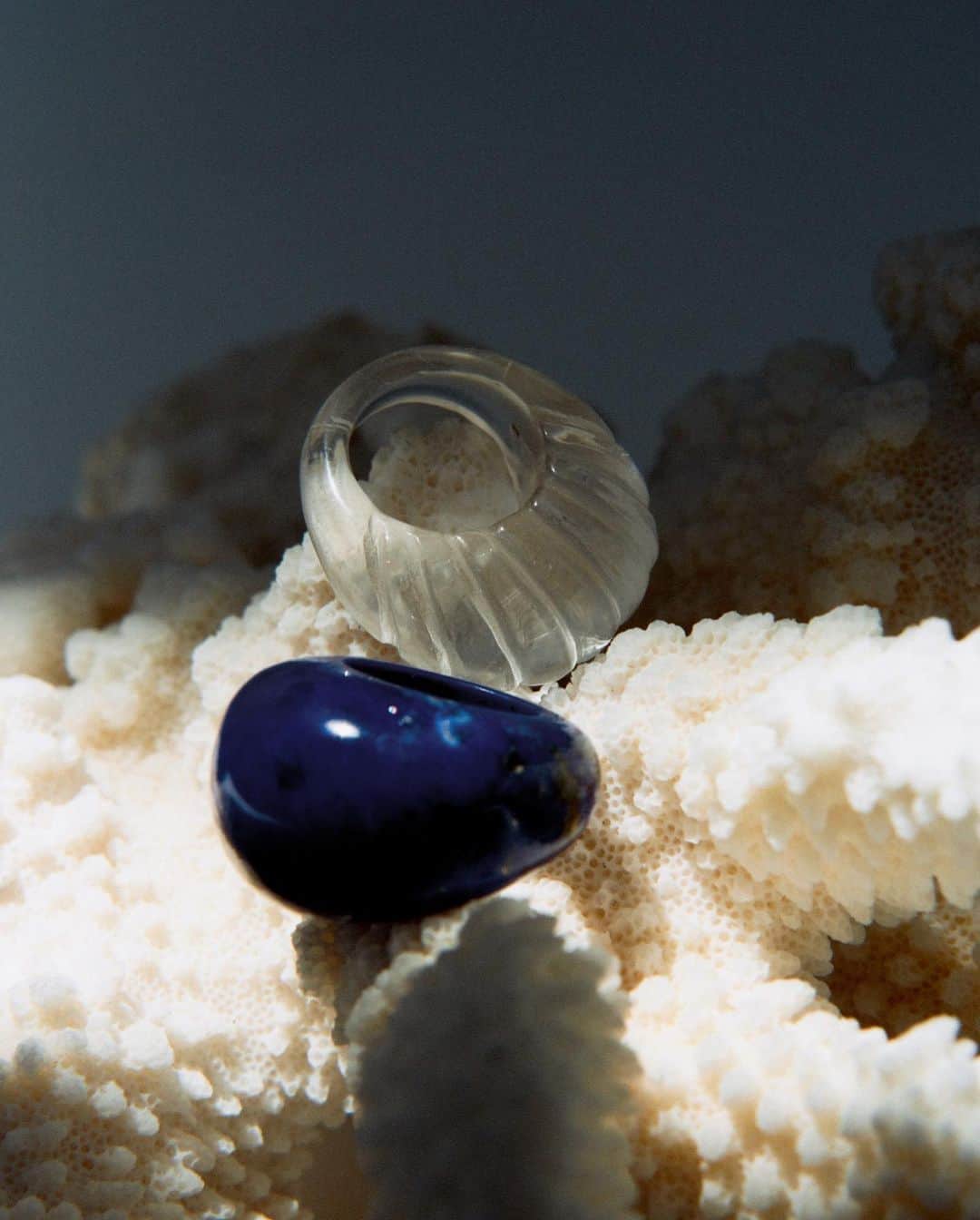 otona MUSEのインスタグラム：「💍🐚  ESCAPERS online にて取り扱いのジュエリーブランドを実際に手にとれるPOP-UP イベントが開催🥳  普段はオンライン展開ですが、オトナミューズの誌面でもよく登場しているジュエリーブランドが多数ラインナップしています！  SOPHIE BUHAIとNOAARKをメインに、Charlotte ChesnaisやPaco Rabanne、HARPOなどなど。一度に見れる機会はなかなかないのでぜひ足を運んでみてくださいね👌  <開催場所> 東京都渋谷区神宮前5-3-3 ギャラリーエスケーパーズ  <開催日> 8月25日（金）‒ 9月3日（日） 平日/ 13:00~19:00 土日祝 / 11:00~18:00 ※8月29日（火）、30日（水）は休業日  詳細はエスケーパーズのインスタグラムをチェックしてくださいー！  #escapers #エスケーパーズ #エスケーパーズオンライン #ジュエリー」