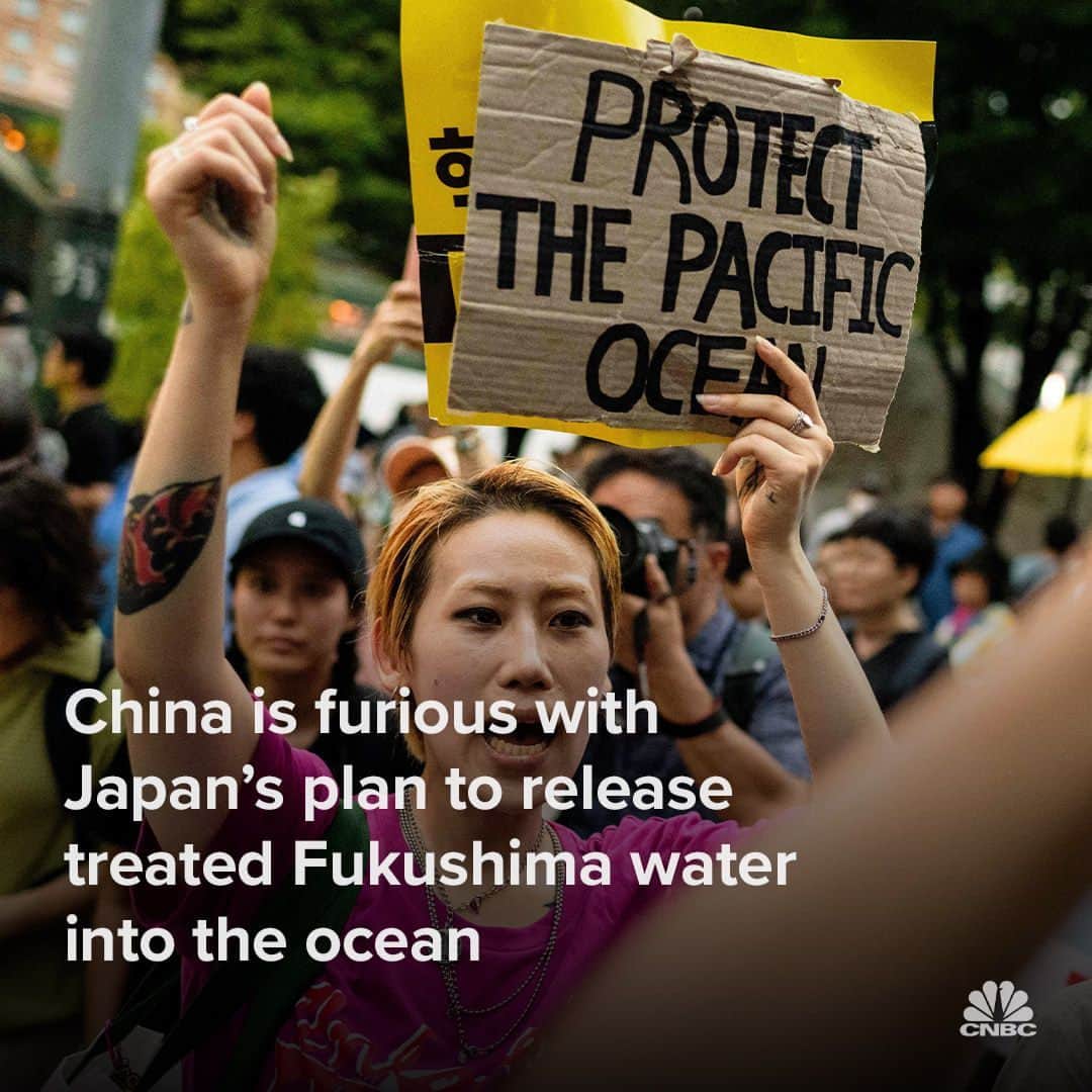 CNBCのインスタグラム：「Japan is expected to start releasing roughly 1.3 million metric tons of treated radioactive water from the tsunami-hit Fukushima nuclear power plant into the Pacific Ocean.  The imminent water release comes more than a decade after Japan was rocked by the second-worst nuclear disaster in history, when a massive earthquake and tsunami in March 2011 destroyed the Fukushima nuclear power plant.  Neighboring countries are far from happy. Details on comments from Japan’s government, and what opponents to the plans are saying in response, at the link in bio.」