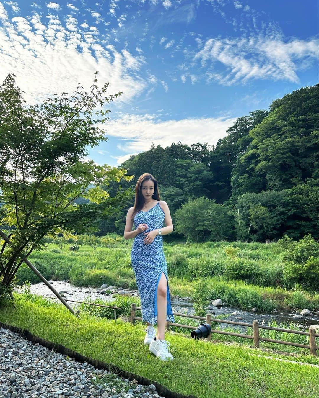 板野友美さんのインスタグラム写真 - (板野友美Instagram)「私の夏休み🎐👒⸒🍉  何枚目？🩵💙🩵💙  #Fashion #ootd #154cm #那須旅行」8月24日 15時09分 - tomo.i_0703