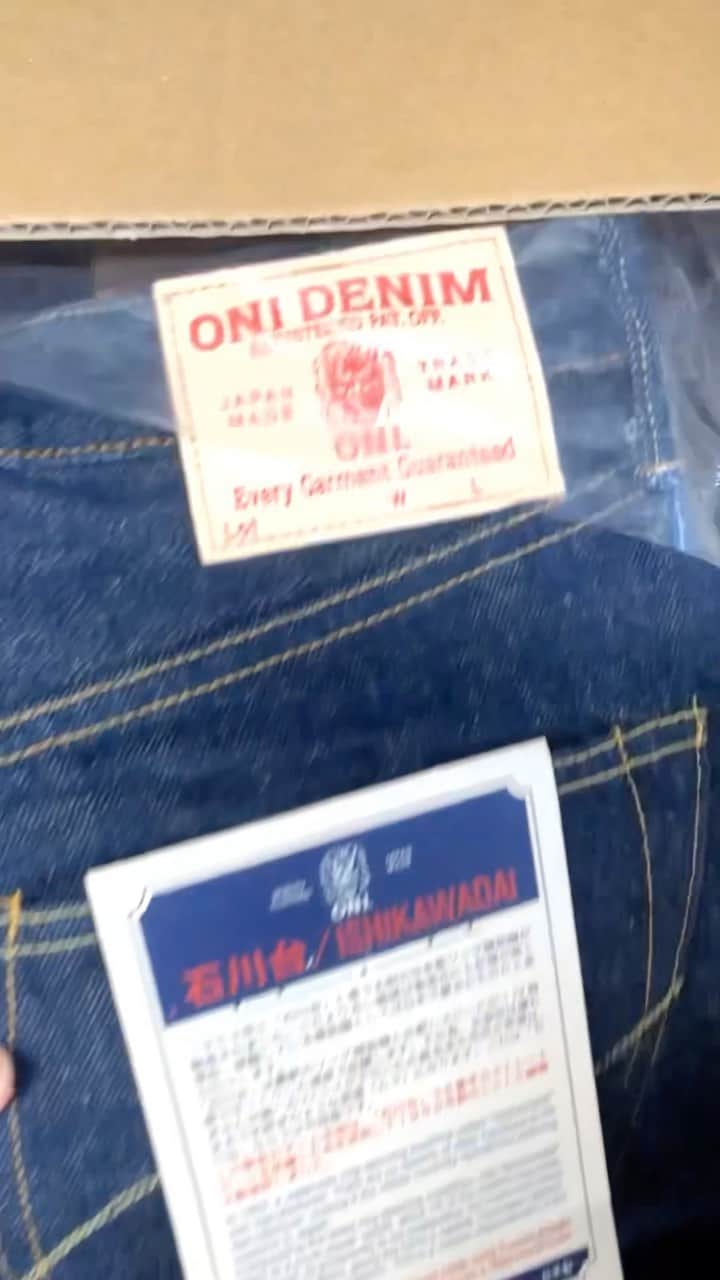 Denimioのインスタグラム：「Uh oh, new #onidenim incoming. This one has a lot of history in it, quite literally!!! Stay tuned!!!  #Denimio #denim #denimhead #denimfreak #denimlovers #jeans #selvedge #selvage #selvedgedenim #japanesedenim #rawdenim #denimcollector #worndenim #fadeddenim #menswear #mensfashion #rawfie #denimporn #denimaddict #betterwithwear #wabisabi」