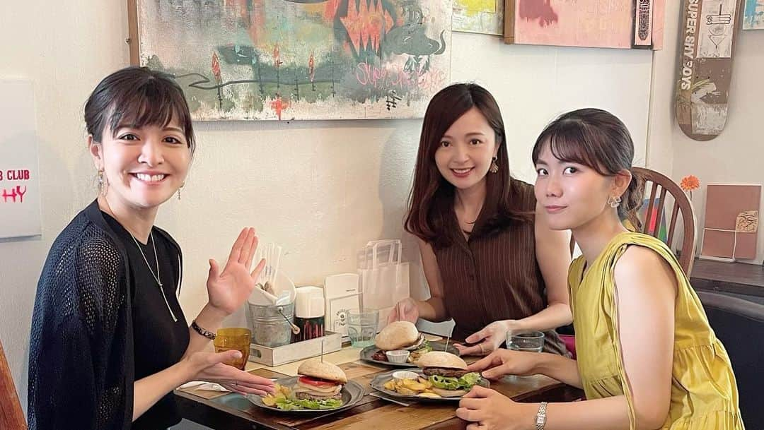 伊波紗友里さんのインスタグラム写真 - (伊波紗友里Instagram)「ランチ女子会🍽️  撮りためていた ランチ女子会の写真たち。  今年は「夏バテ防止」を 大義名分にたくさん食べております🤫」8月24日 16時03分 - sayuri_iha41