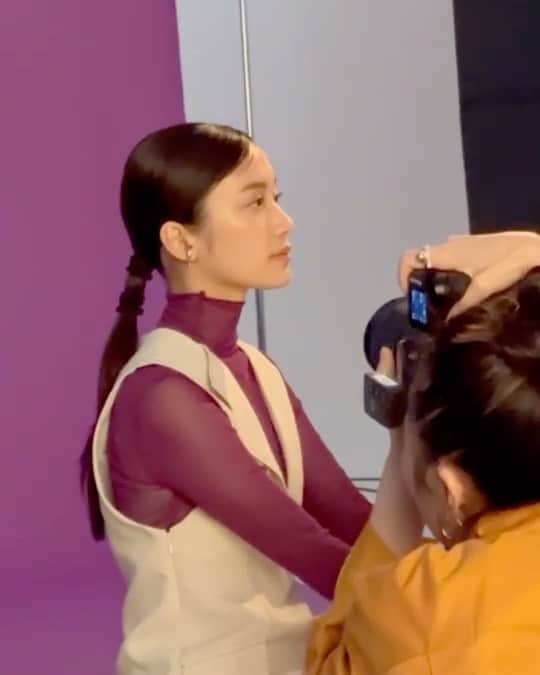 甲斐まりかのインスタグラム：「デジャヴュ、新ビジュアル公開してます🫶🏻 behind the scenes @dejavu_official.jp  #デジャヴュ」