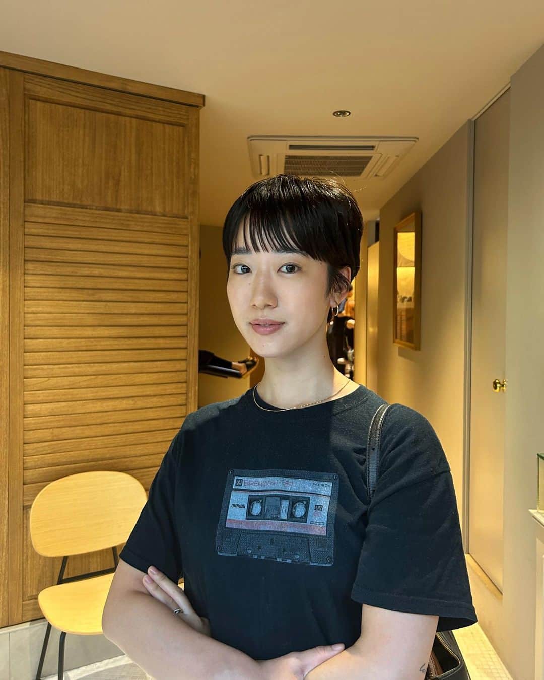 nami_kanemotoさんのインスタグラム写真 - (nami_kanemotoInstagram)「@yiye_omata  前髪を伸ばすためにストレートをかけました〜✂︎  #ショートカット」8月25日 9時00分 - _namikanemoto_