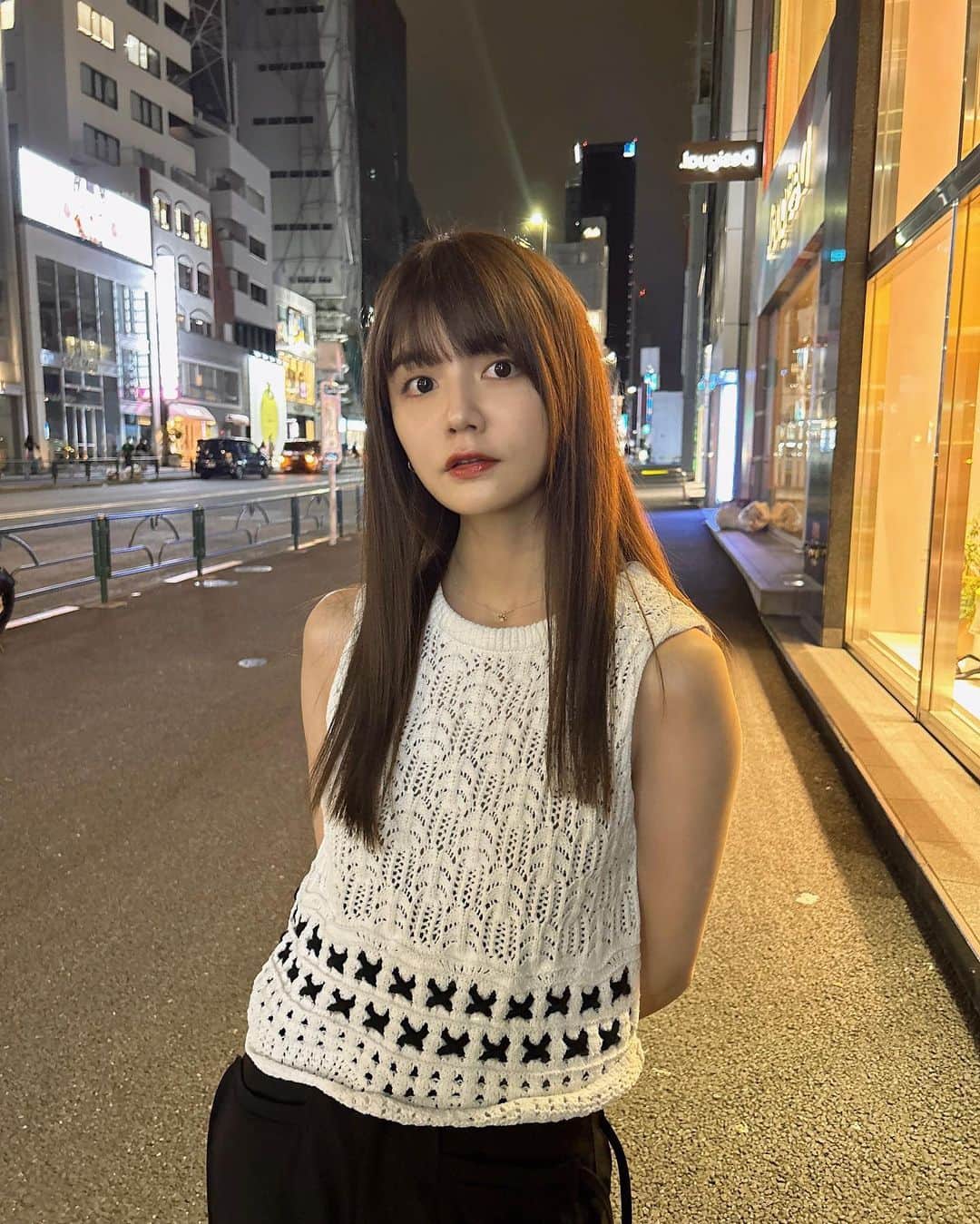 村田倫子さんのインスタグラム写真 - (村田倫子Instagram)「🌛🖤  カラーをして、前髪を ぱっつんめに戻しました。 なんだか落ち着く…  thank you @meg_kodama ♡」8月24日 20時05分 - rinco1023