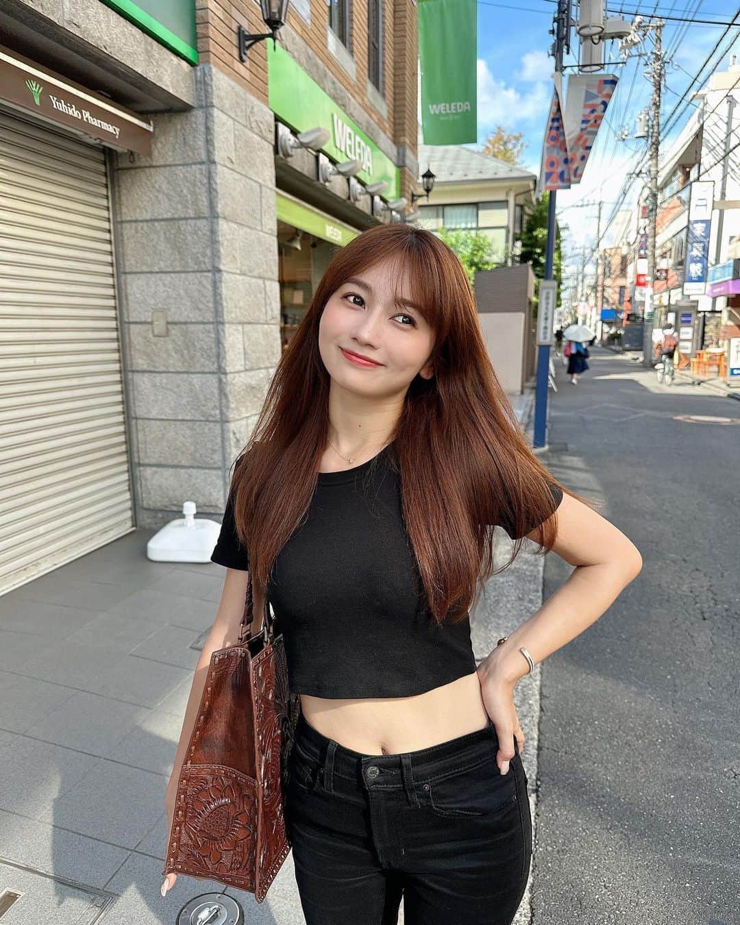 細沼紗花のインスタグラム：「.  適当にメイクして着替えて さっと出掛けてやることリスト進めた日🎧♪  . #zaraコーデ」